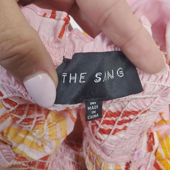 The sang mini Print ruffle off shoulder  Summer Coquette dress size  Medium - Picture 8 of 12